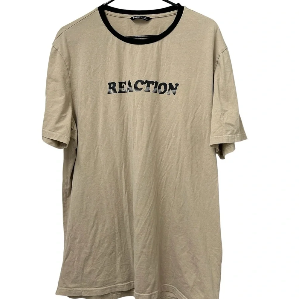 SHEIN Beige Reaction Tee with Black Trim, Size XXL